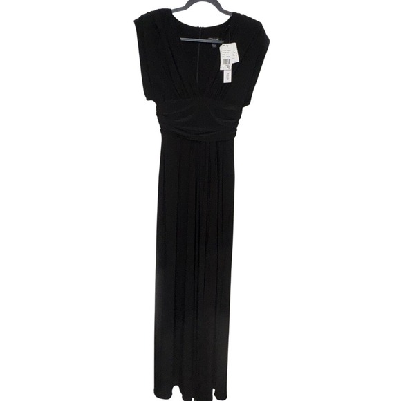 Aqua Formal Dresses & Skirts - Aqua Formal Black Maxi Dress Ruched‎ Empire Waist Sleeveless Gown Size 2